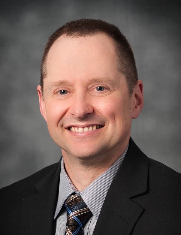 Cover image for How to Communicate and Motivate Engineers with Charles Weindorf, Senior Vice President Of Technology at Avertra Corp