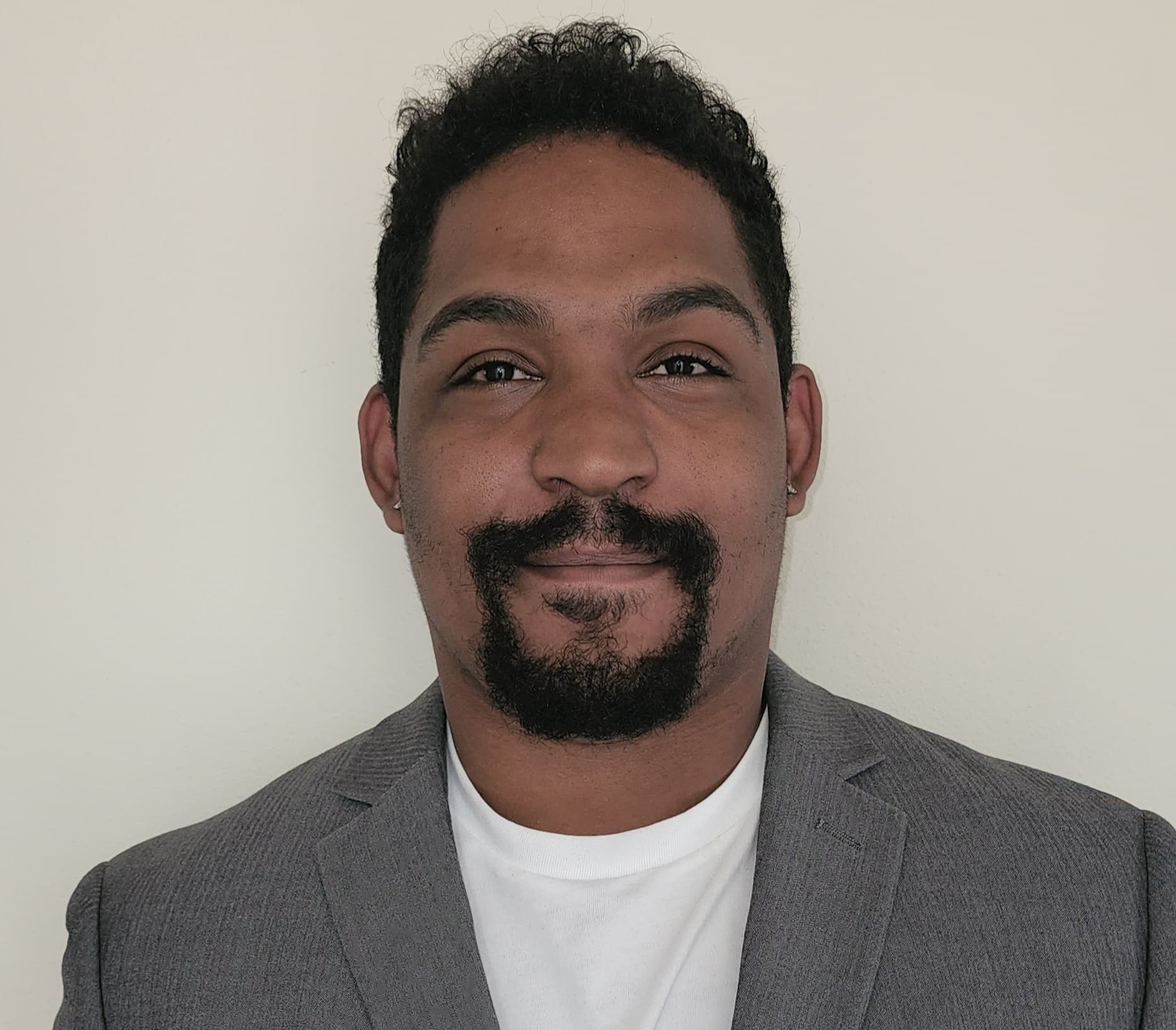 Cover image for Engineering Leadership with Guillermo Manzo, Senior Manager Expedia & US Marine